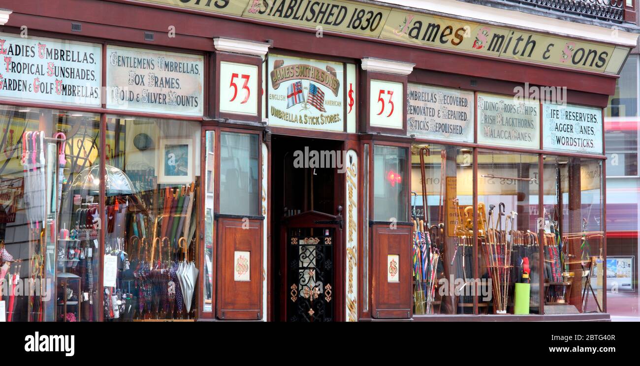 Regenschirm-Shop, London, England Stockfoto