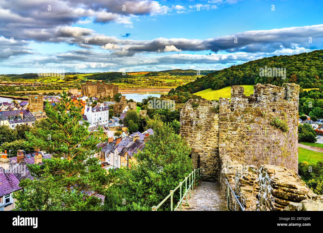 Stadtmauern von Conwy in Wales, Großbritannien Stockfoto