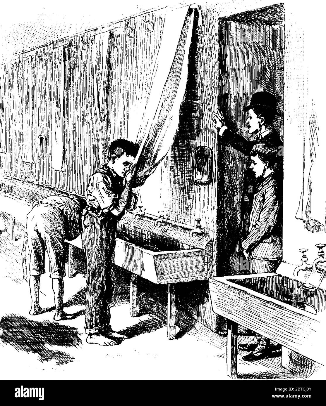 Zwei Jungen waschen sich vor dem Schlafengehen, und zwei andere Jungen beobachten sie, Vintage-Linie Zeichnung oder Gravur Illustration Stock Vektor