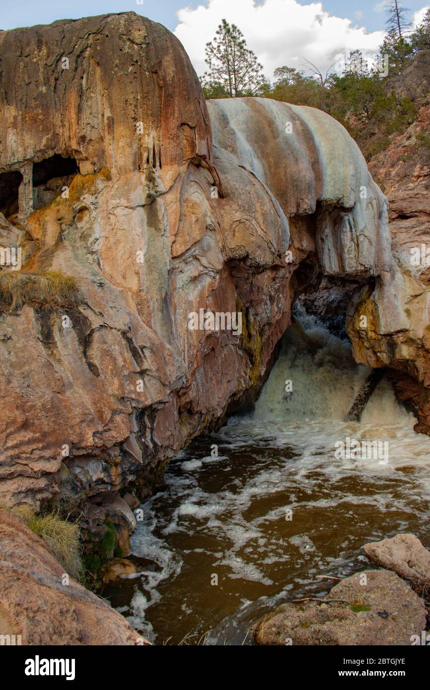 Soda Dam Hot Springs in Jemez Springs, New Mexico Stockfoto