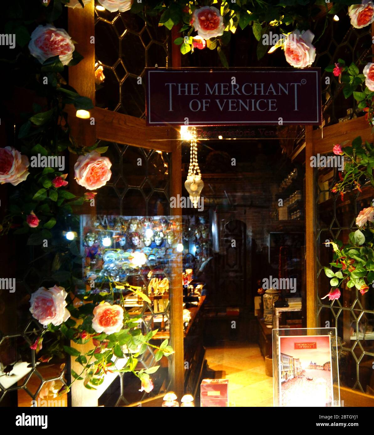 Die berühmte historische Parfümerie von Venedig - der Kaufmann von Venedig, Italien Stockfoto