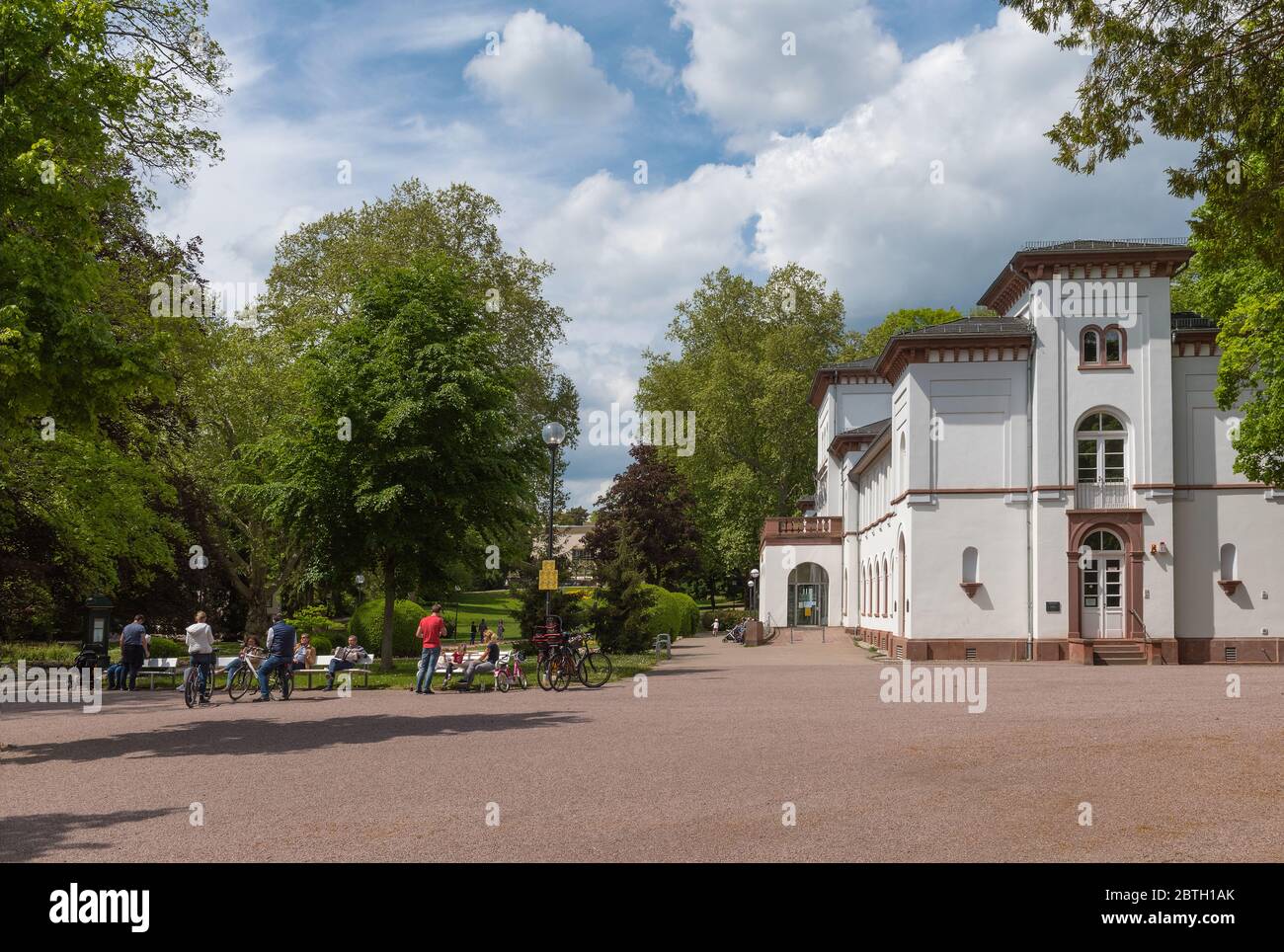 Historisches Badehaus mit Park in Bad Soden, Deutschland Stockfoto
