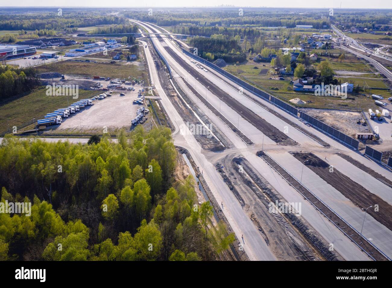 Baustelle der Autobahn A2 im Dorf Stary Konik in der Nähe von Minsk Mazowiecki Stadt, Polen Stockfoto