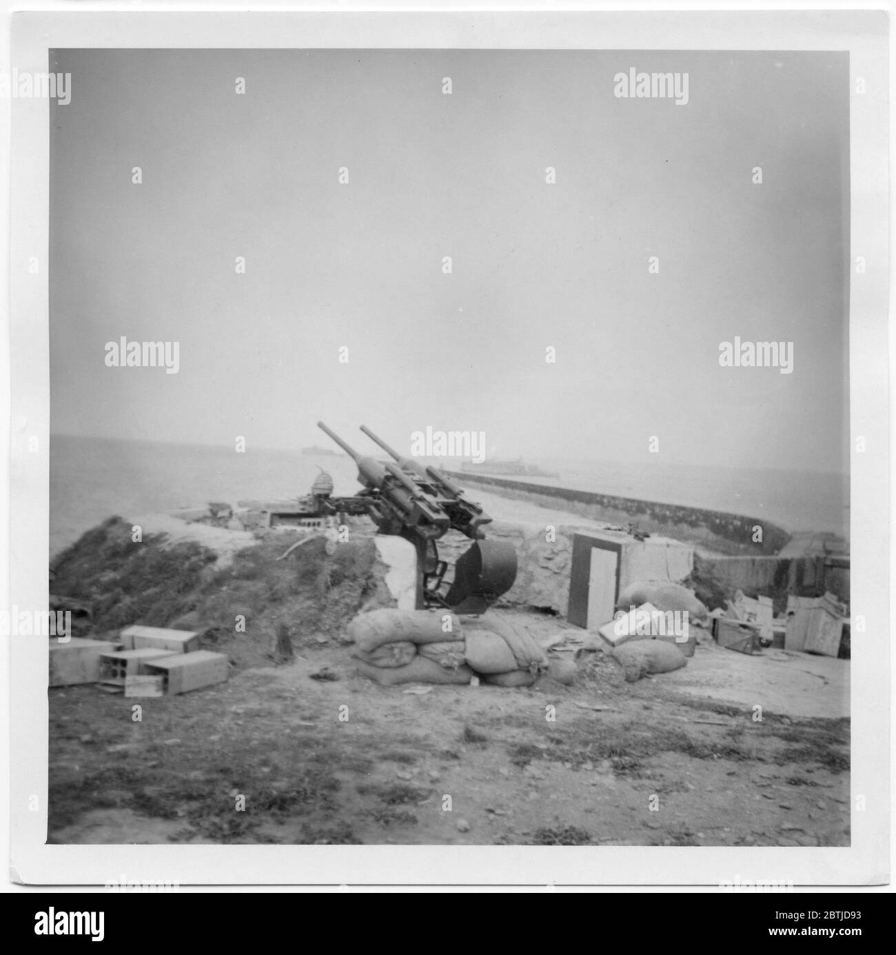 Fotografien, die militärische Aktivitäten in Frankreich, Mai - Juni 1940. Inklusive Fotografien von Rommel, Guderian, Dreiz, Bottcher, General Garaboldi, Lucie Rommel, Aufnahmen von Rommel mit Hitler. Fotos von ankommenden und in Aktion kommenden Geräten und Truppen aus der persönlichen Sammlung von Rommel. Stockfoto