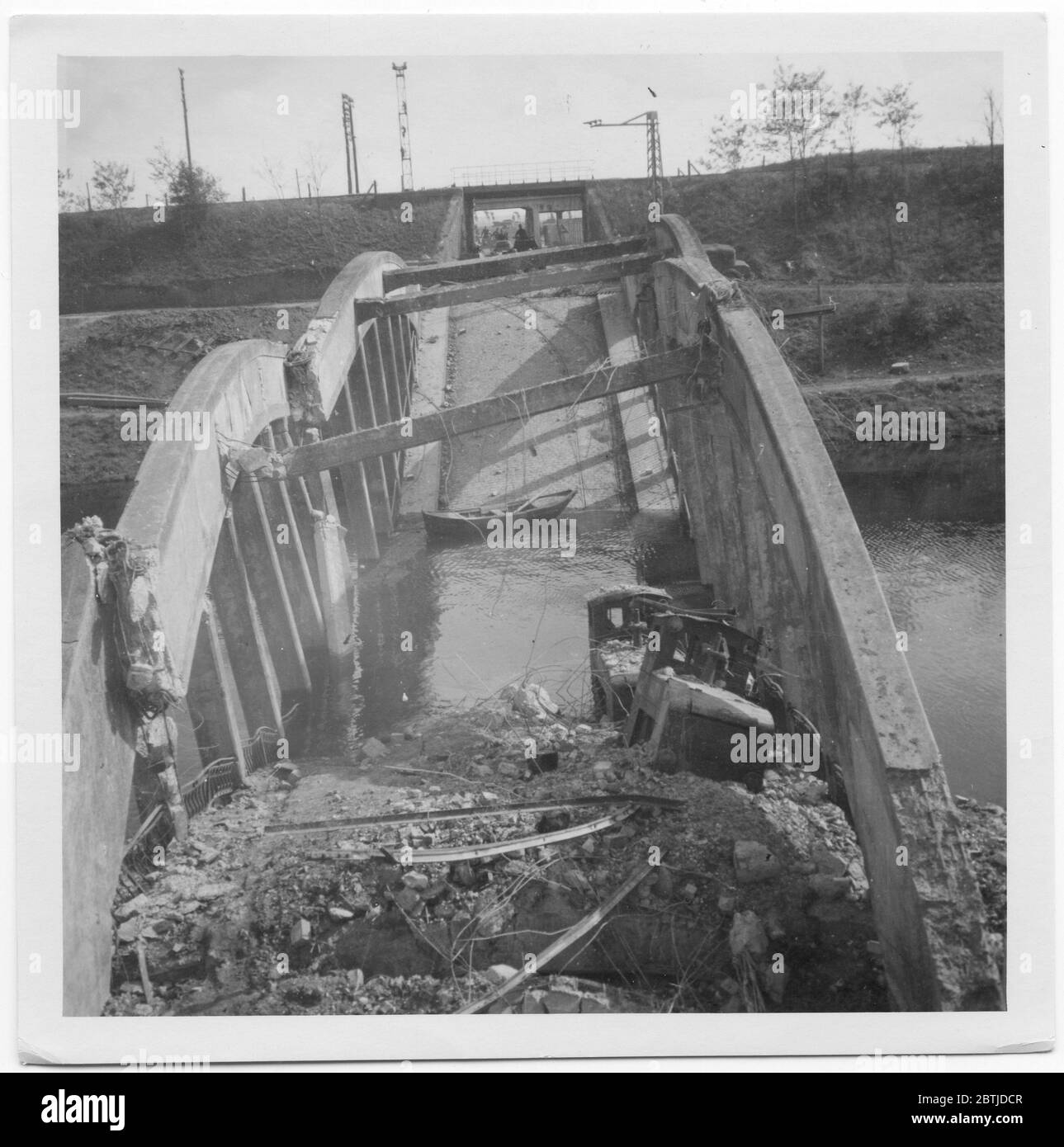 Fotografien, die militärische Aktivitäten in Frankreich, Mai - Juni 1940. Inklusive Fotografien von Rommel, Guderian, Dreiz, Bottcher, General Garaboldi, Lucie Rommel, Aufnahmen von Rommel mit Hitler. Fotos von ankommenden und in Aktion kommenden Geräten und Truppen aus der persönlichen Sammlung von Rommel. Stockfoto