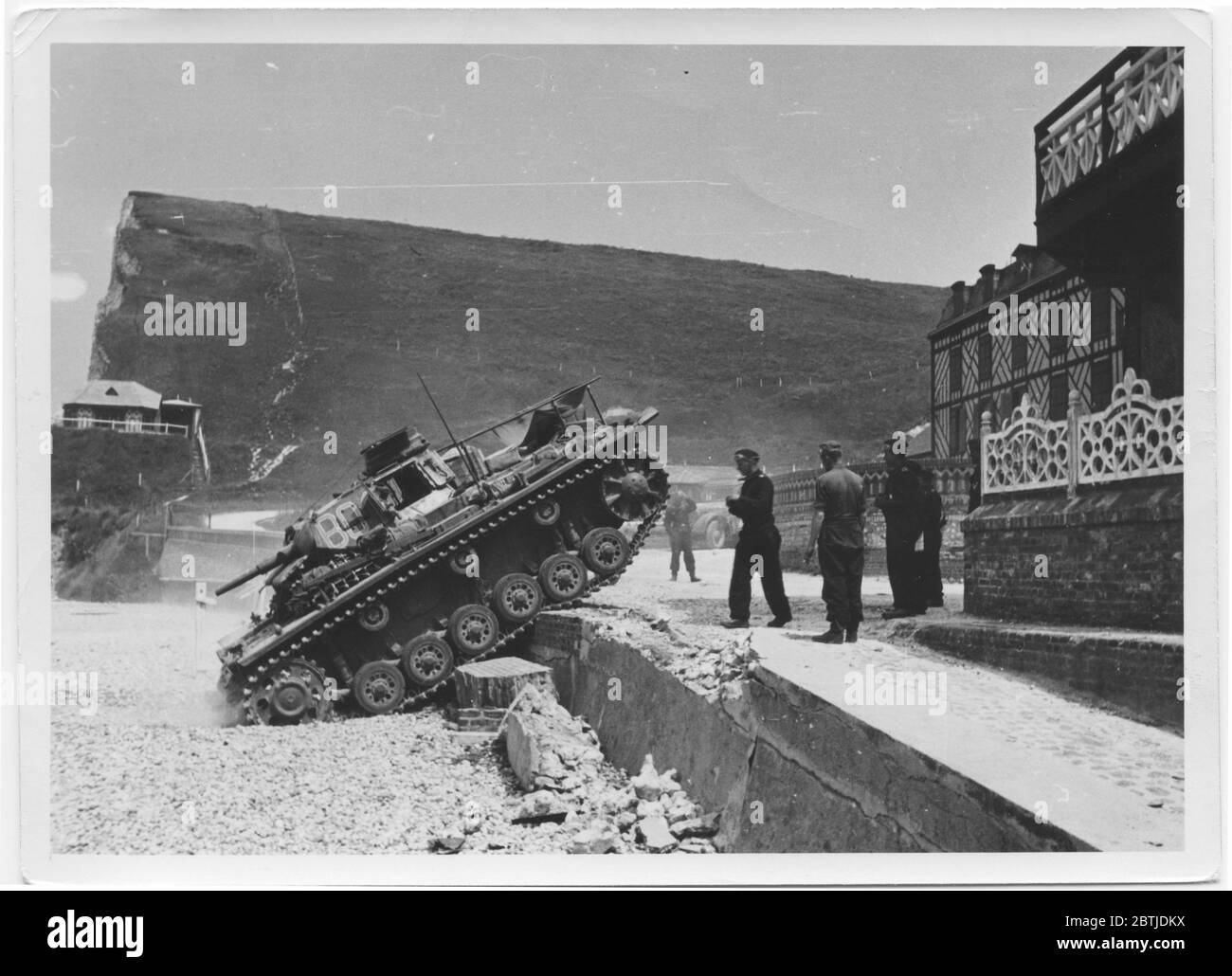 Fotografien, die militärische Aktivitäten in Frankreich, Mai - Juni 1940. Inklusive Fotografien von Rommel, Guderian, Dreiz, Bottcher, General Garaboldi, Lucie Rommel, Aufnahmen von Rommel mit Hitler. Fotos von ankommenden und in Aktion kommenden Geräten und Truppen aus der persönlichen Sammlung von Rommel. Stockfoto