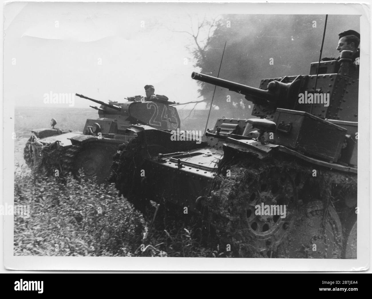 Fotografien, die militärische Aktivitäten in Frankreich, Mai - Juni ...