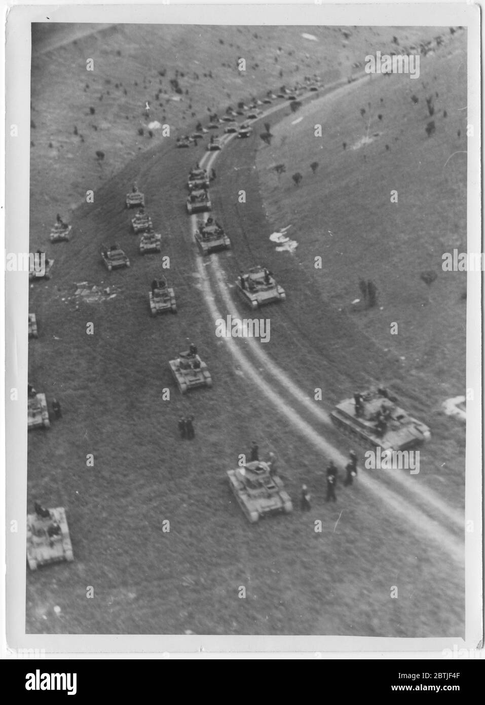 Fotografien, die militärische Aktivitäten in Frankreich, Mai - Juni 1940. Inklusive Fotografien von Rommel, Guderian, Dreiz, Bottcher, General Garaboldi, Lucie Rommel, Aufnahmen von Rommel mit Hitler. Fotos von ankommenden und in Aktion kommenden Geräten und Truppen aus der persönlichen Sammlung von Rommel. Stockfoto