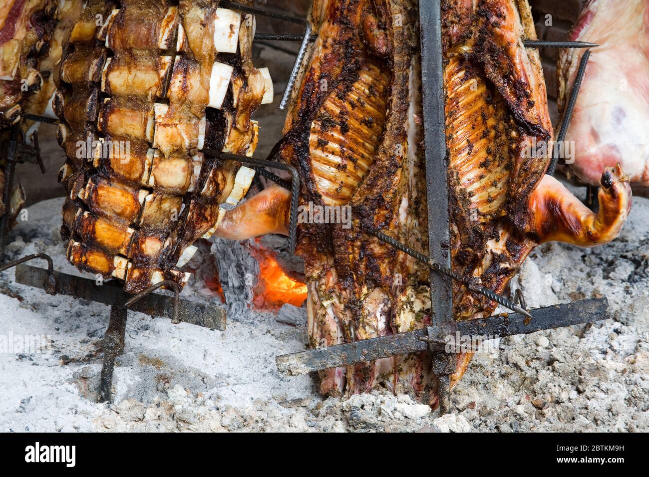 Argentinischer Barbacue, El Caminito Straße in La Boca Bezirk von Buenos Aires, Argentinien, Südamerika Stockfoto