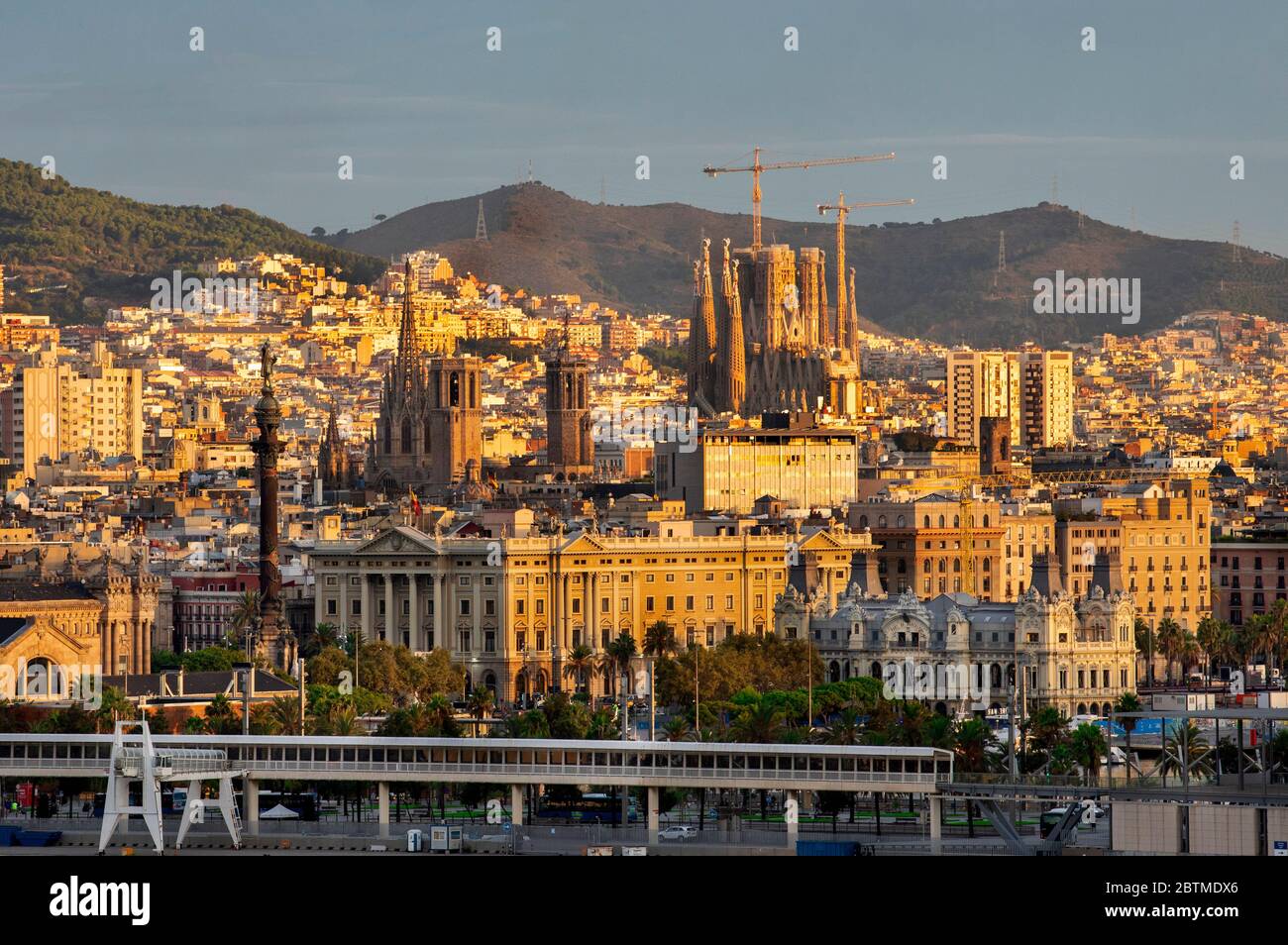 Spanien, Katalonien, Barcelona, Sagrada Familia, Kathedrale, Colombus Monument Stockfoto