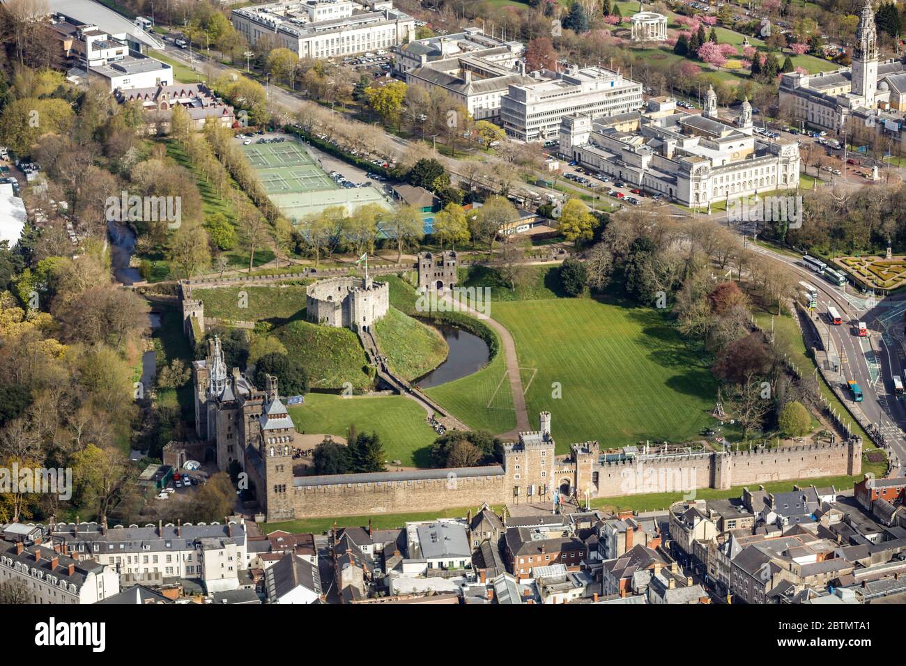 Luftaufnahme von Cardiff Castle in Wales Stockfoto