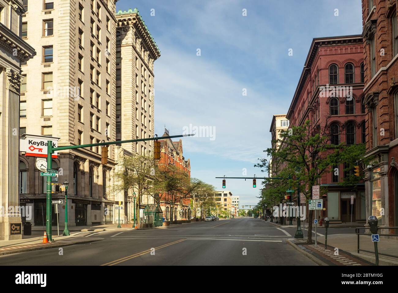 Downtown Syracuse, New York mit leeren Straßen während der Sperrung des Coronavirus, Mai 2020 Stockfoto