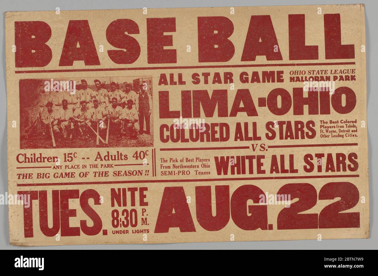 Poster für ein All Stars Baseball-Spiel. Ein weißes Poster mit rotem Text. Ein gedrucktes Bild von afroamerikanischen Baseballspielern ist auf der oberen rechten Seite des Posters. Der Text lautet: [Baseball / All Star Game Ohio State League / Halloran Park / LIMA-OHIO / COLOURED ALL STARS / die besten farbigen Spieler aus Toledo, Ft. Stockfoto