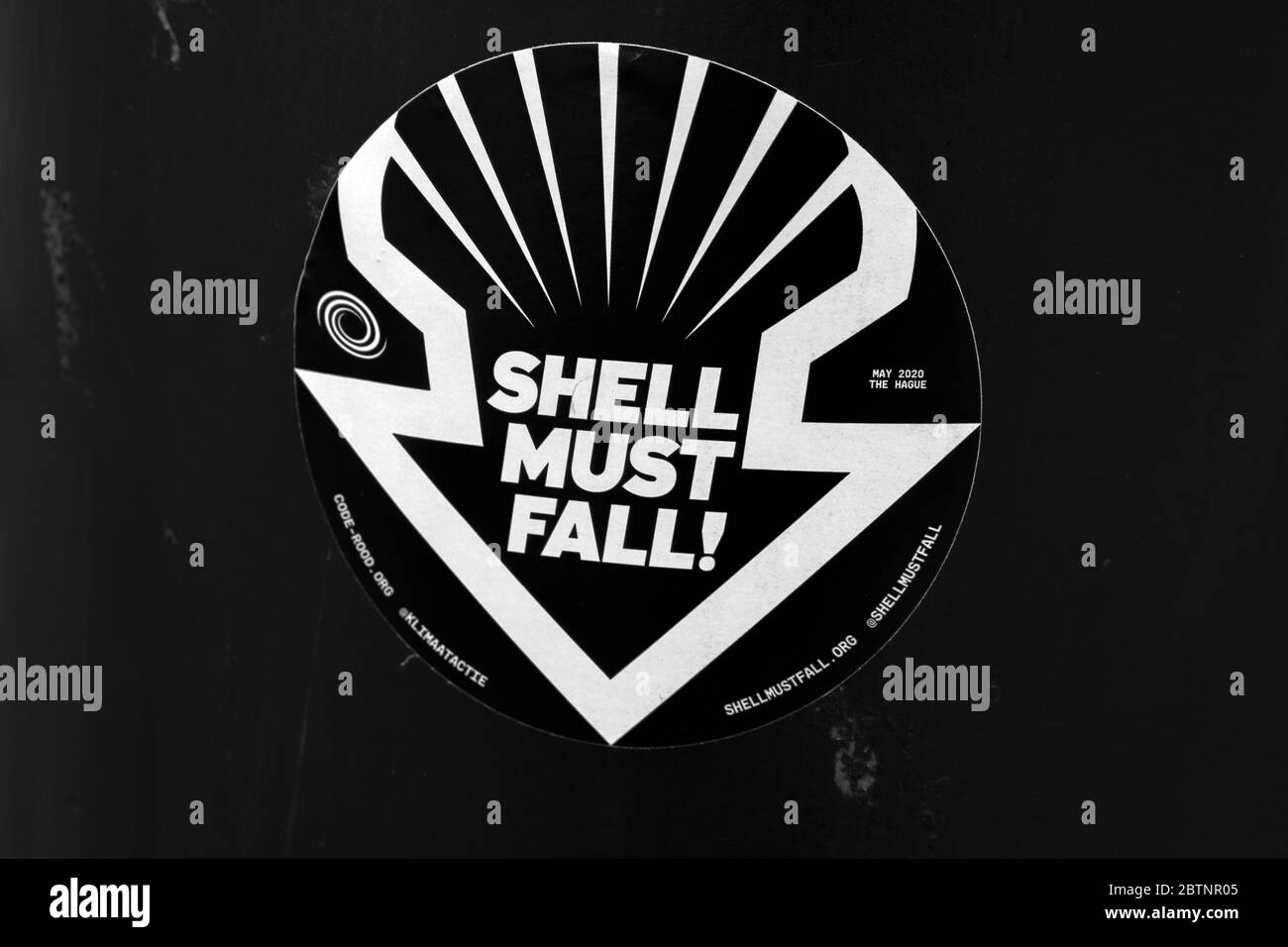 Nahaufnahme Sticker Shell Muss In Amsterdam Fallen Die Niederlande 19 Mai 2020 Stockfoto