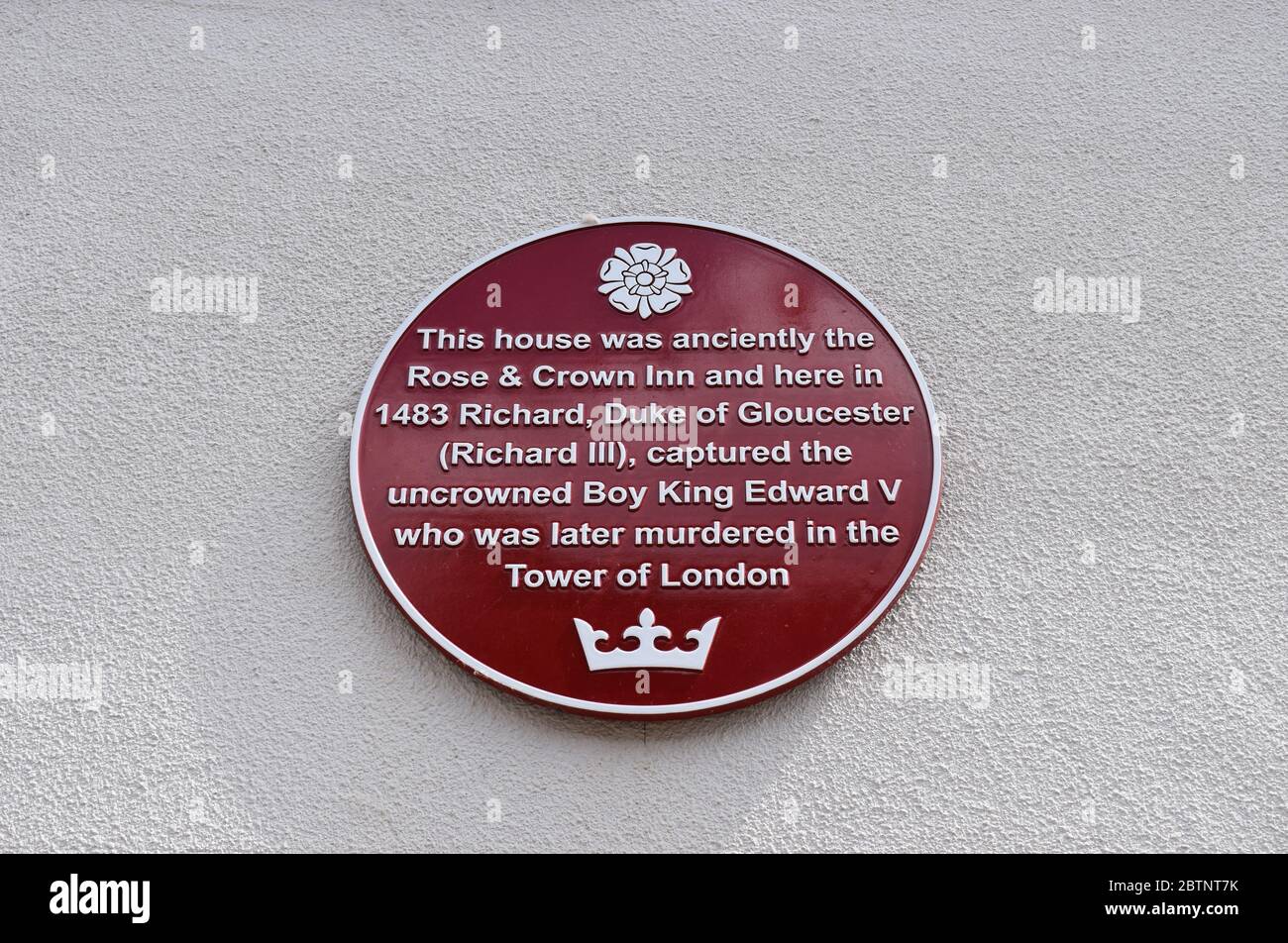 Im Rose and Crown Inn in Stony Stratford nahm Richard III. Den ungekrönten Knaben-König Edward V. gefangen, der später im Tower of London ermordet wurde. Stockfoto