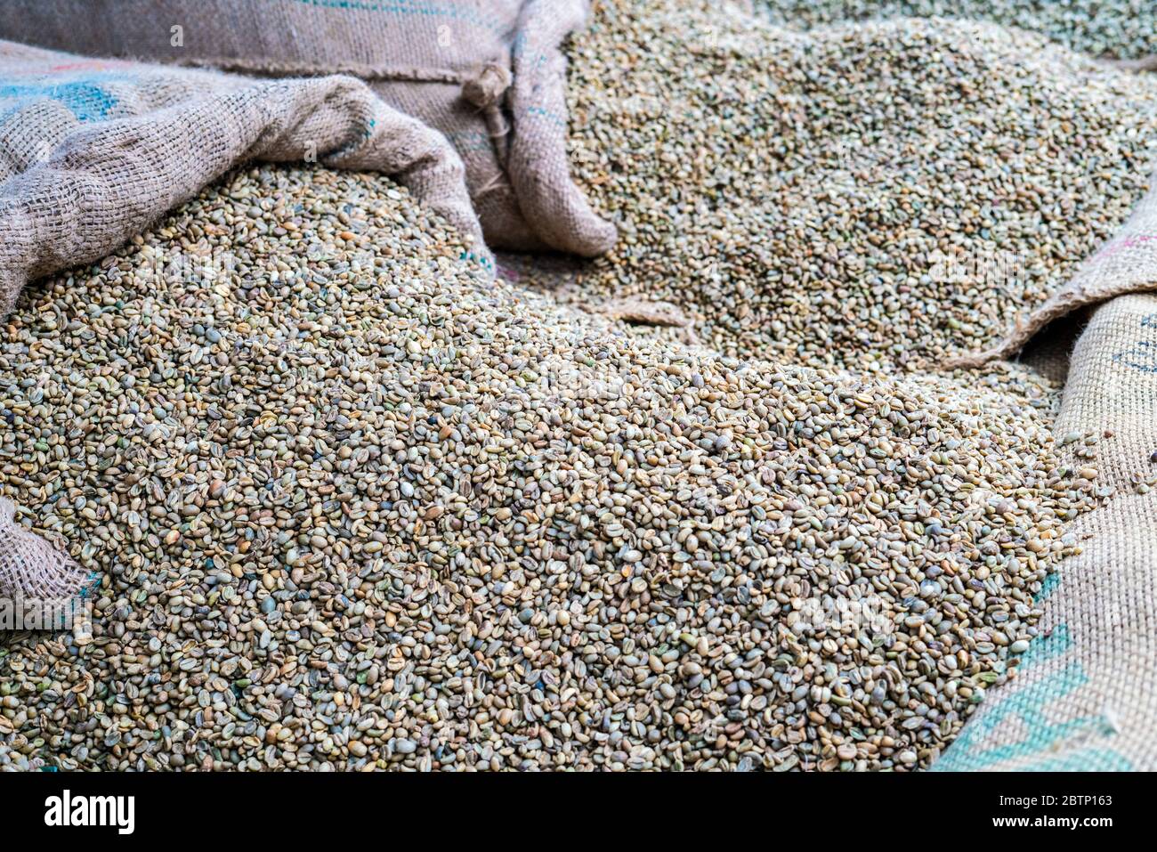Getreide und Samen in Säcken zum Verkauf auf dem Bati Markt, Amhara Region, Oromia, Äthiopien, Afrika Stockfoto