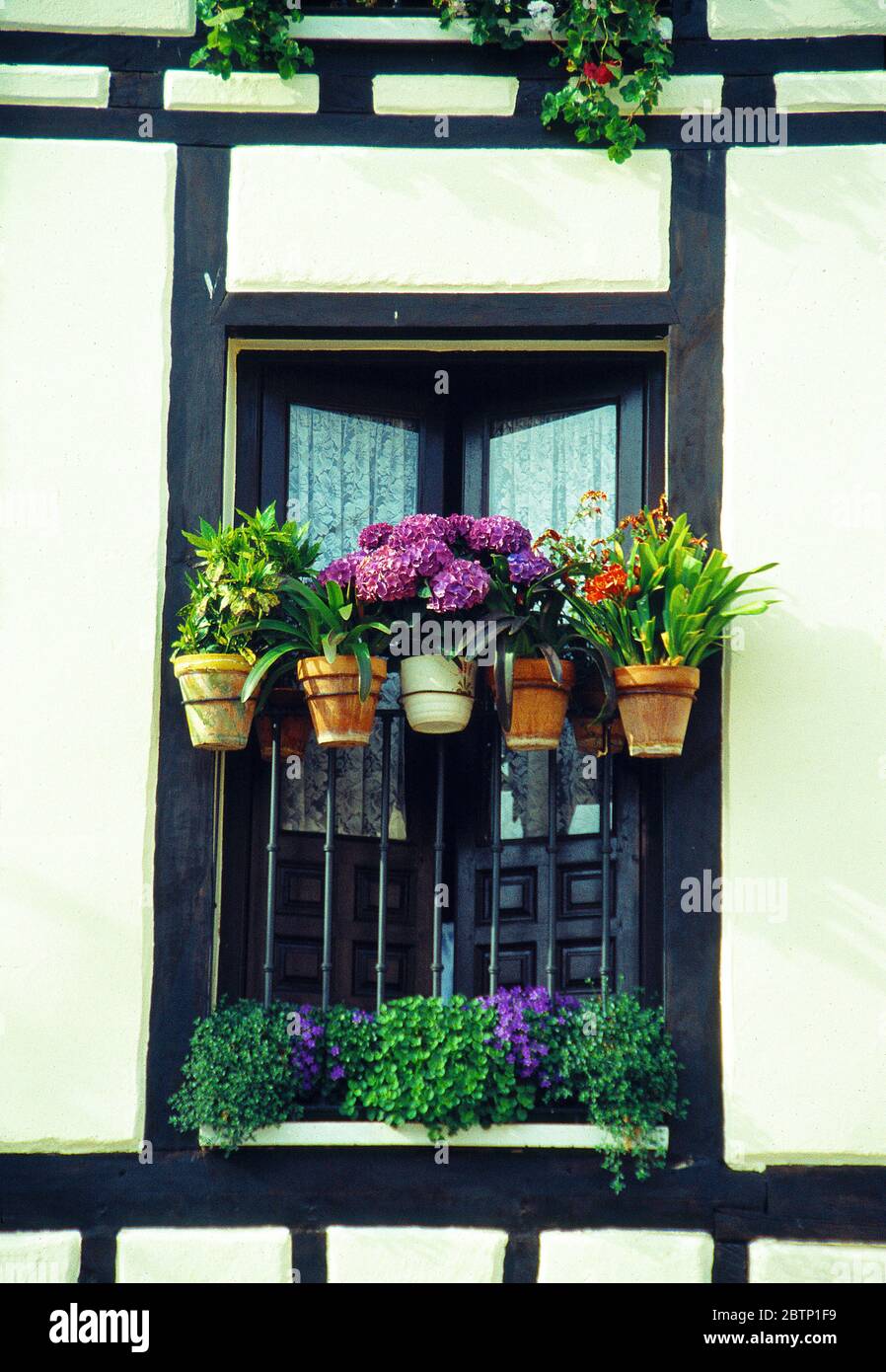 Balkon. Covarrubias, Burgos Provinz, Castilla Leon, Spanien. Stockfoto