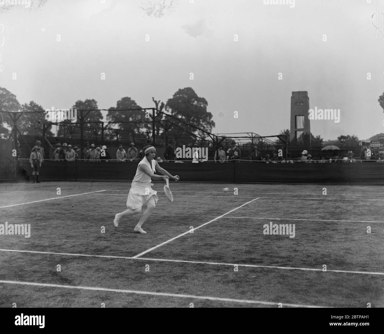 Tennis in Wimbledon . Miss E EIN Goldsack besiegt Miss H Browne . 25 Juni 1929 Stockfoto
