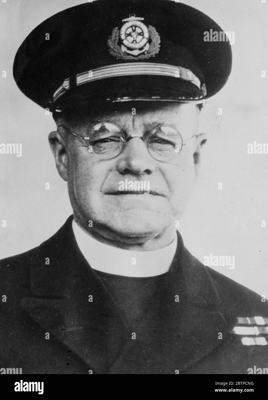 P. J. E. Rockliff. Sky Pilot der Meere . Einst ein Kapitän in den Handelsdiensten, aber jetzt der Inhaber einer einzigartigen Ernennung in der römisch-katholischen Kirche. 17 Juni 1932 Stockfoto