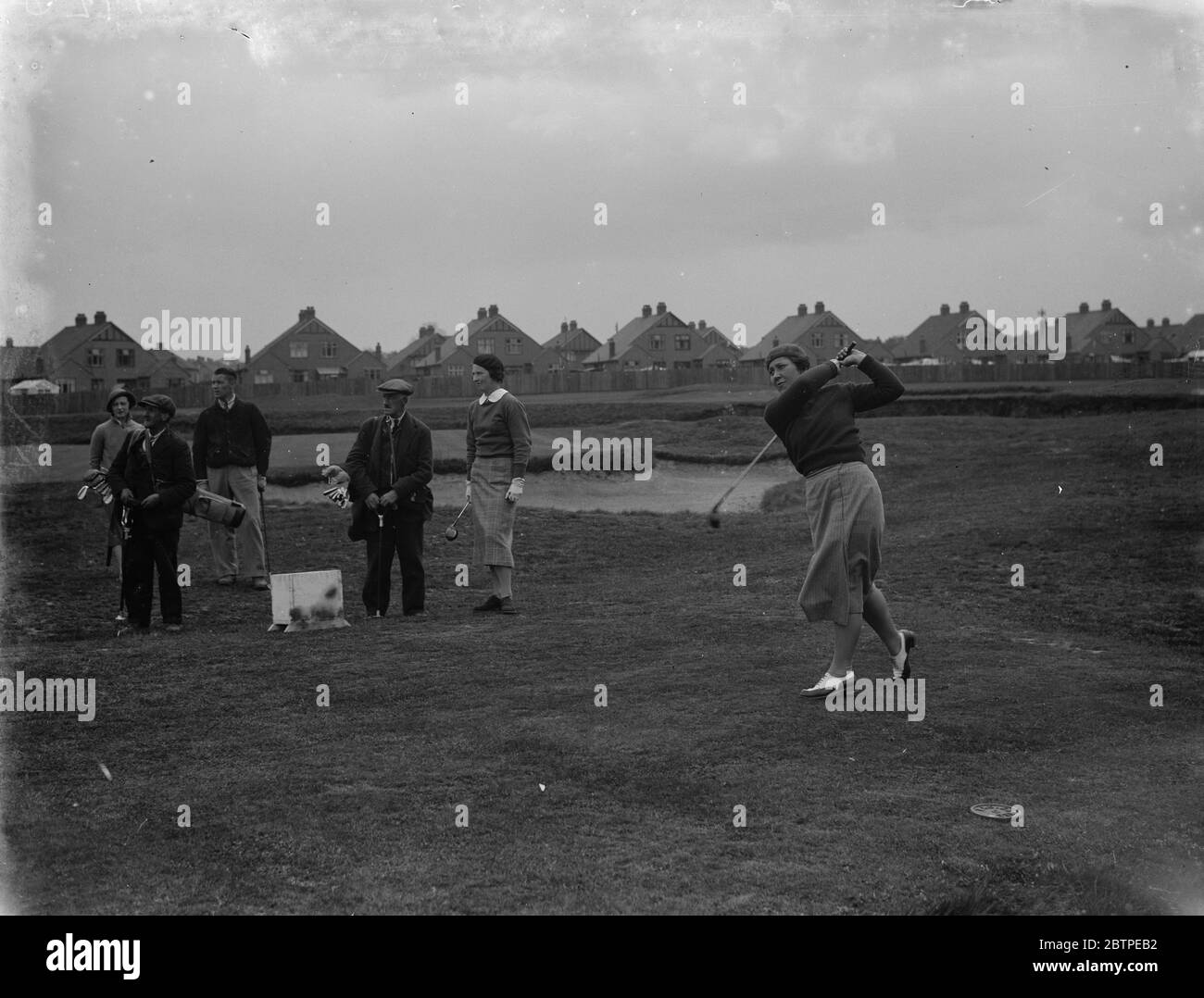 Wanda Morgan Golf spielen. 1935 . Stockfoto