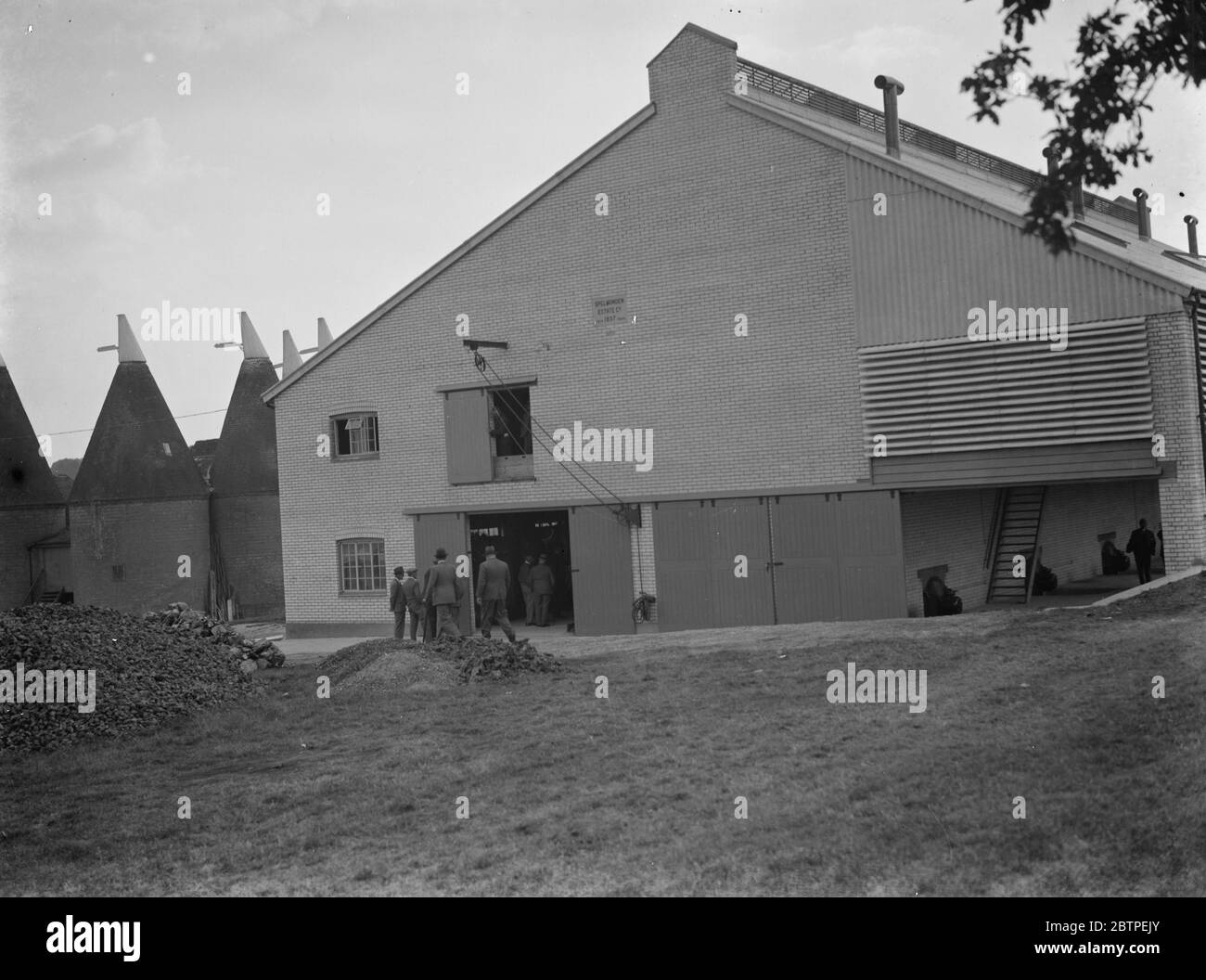 Hopfenöfen in Goudhurst . 1937 Stockfoto