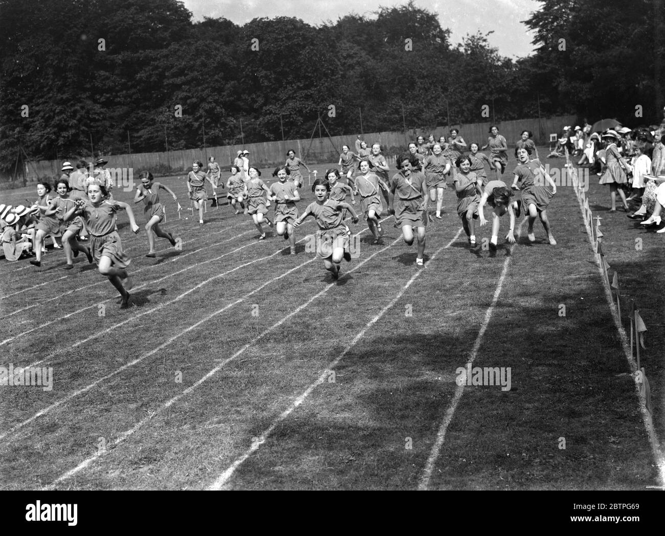 Kinder Rennen . 1939 Stockfoto