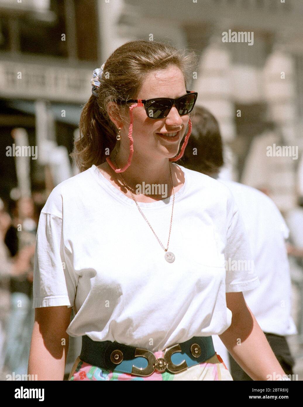 Königliche Kindermädchen an HRH Prinz William und Prinz Harry Tiggy Legge-Bourke geht in einer Mayfair Street nach dem Auftauchen aus St. James' Palace. Später wurde sie Stockfoto