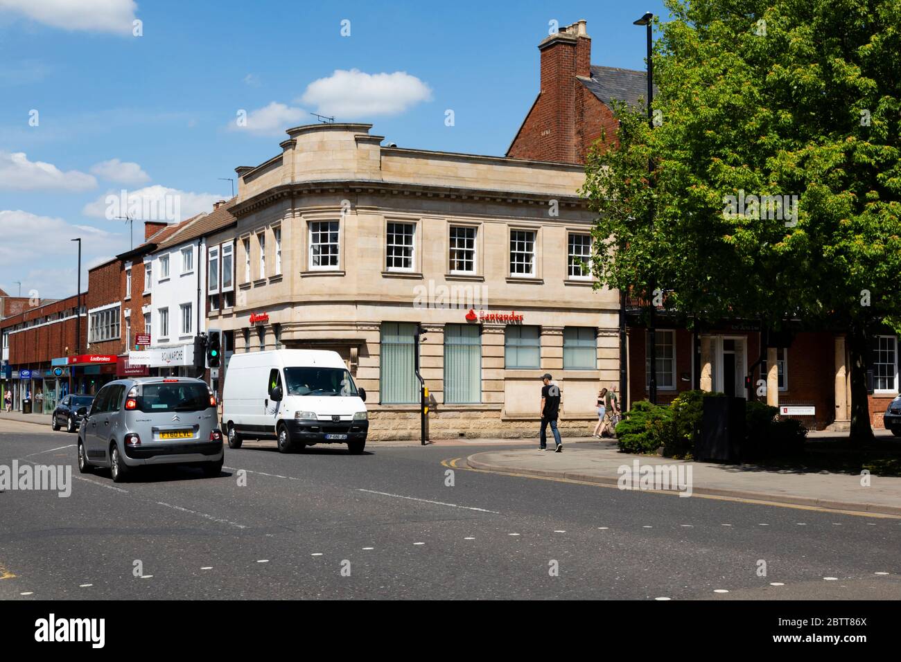 High Street und St Peters Hill, Grantham, Lincolnshire, England. Mai 2020 Stockfoto