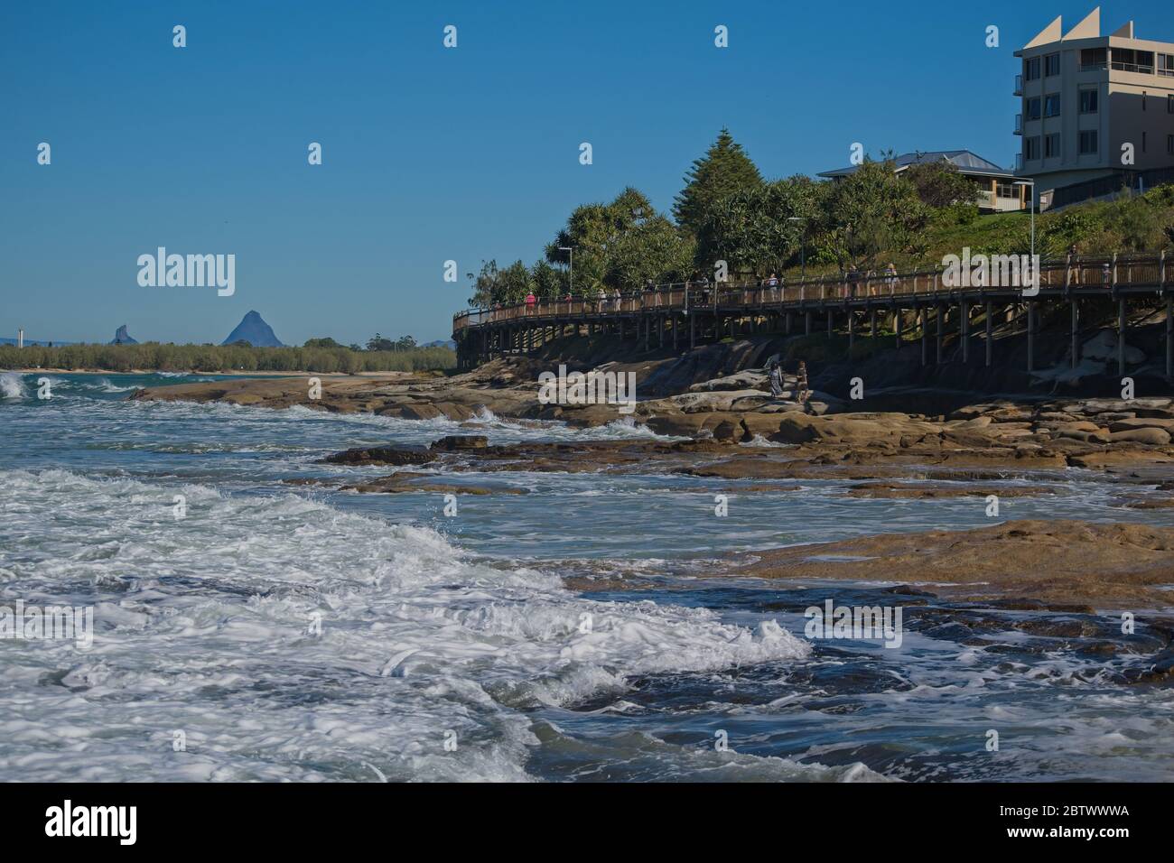 Caloundra, Qld, Australien - 26. Mai 2020: Caloundra, Sunshine Coast mit Blick auf die Glass House Mountains. Stockfoto