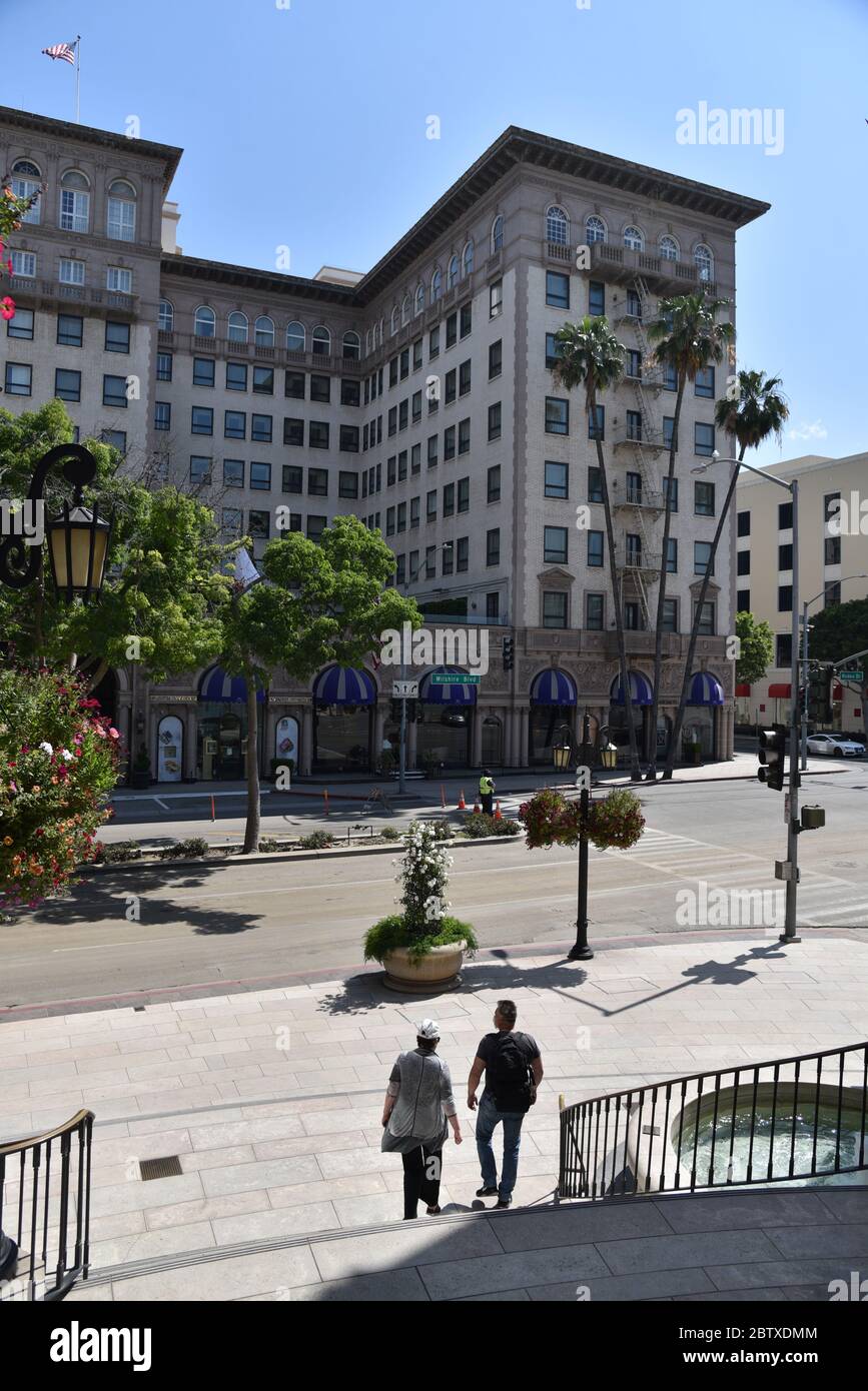 Beverly Hills, CA/USA - 8. Mai 2020: Das berühmte Beverly Wilshire Hotel am Rodeo Drive ist während der COVID-19 Quarantäne geschlossen Stockfoto