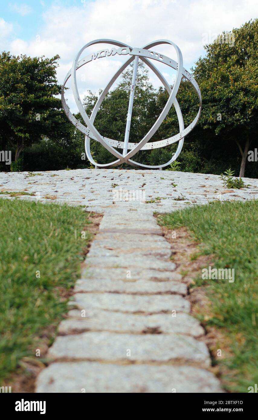 Installation von Kunstwerken in Central Milton Keynes, Campbell Park. Stockfoto