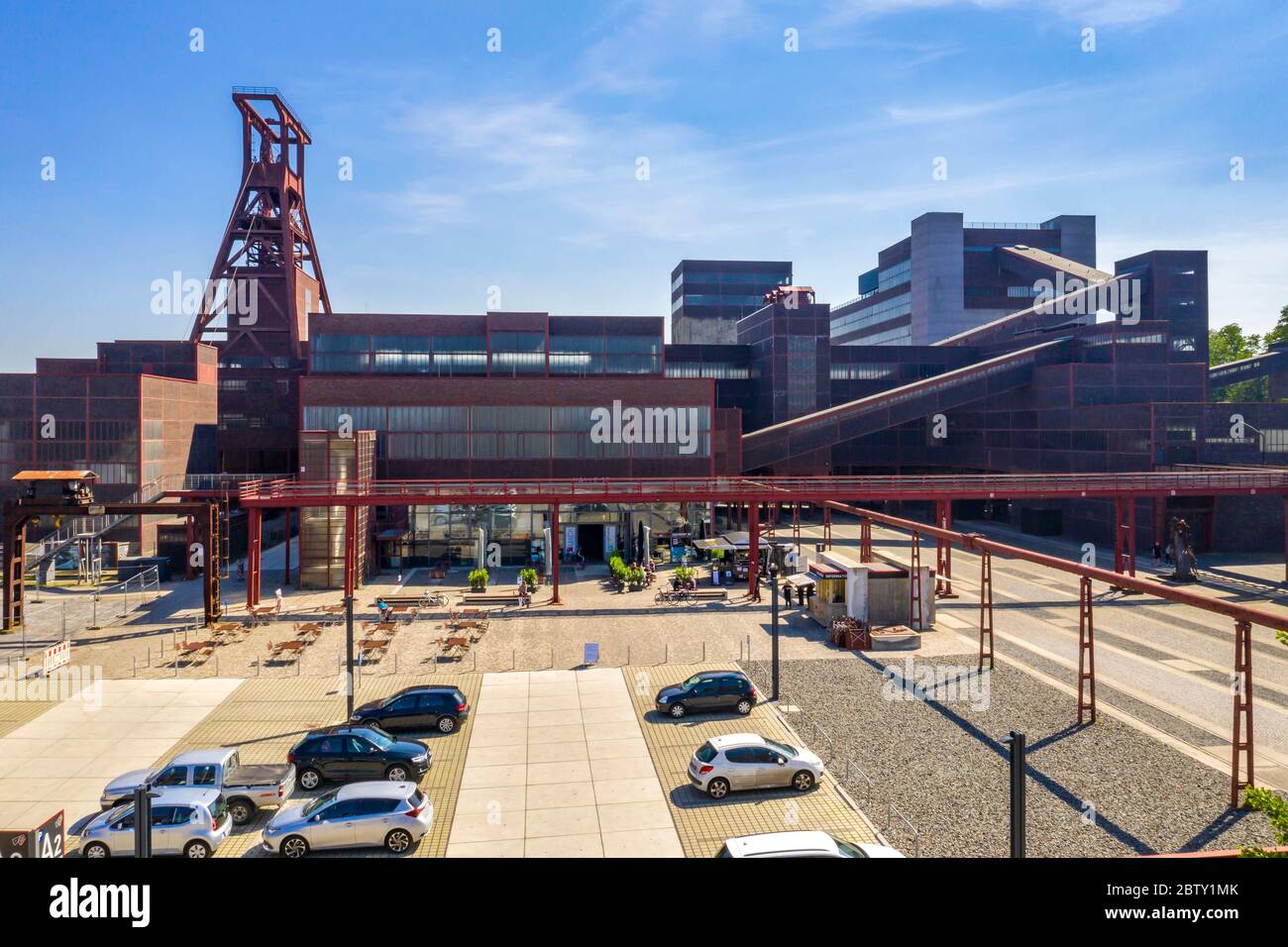 Weltkulturerbe Zollverein, Doppelbock-Wickelturm des Schachtes XII und Kohlewaschung mit dem Ruhr-Museum, Ruhrgebiet, NRW Stockfoto