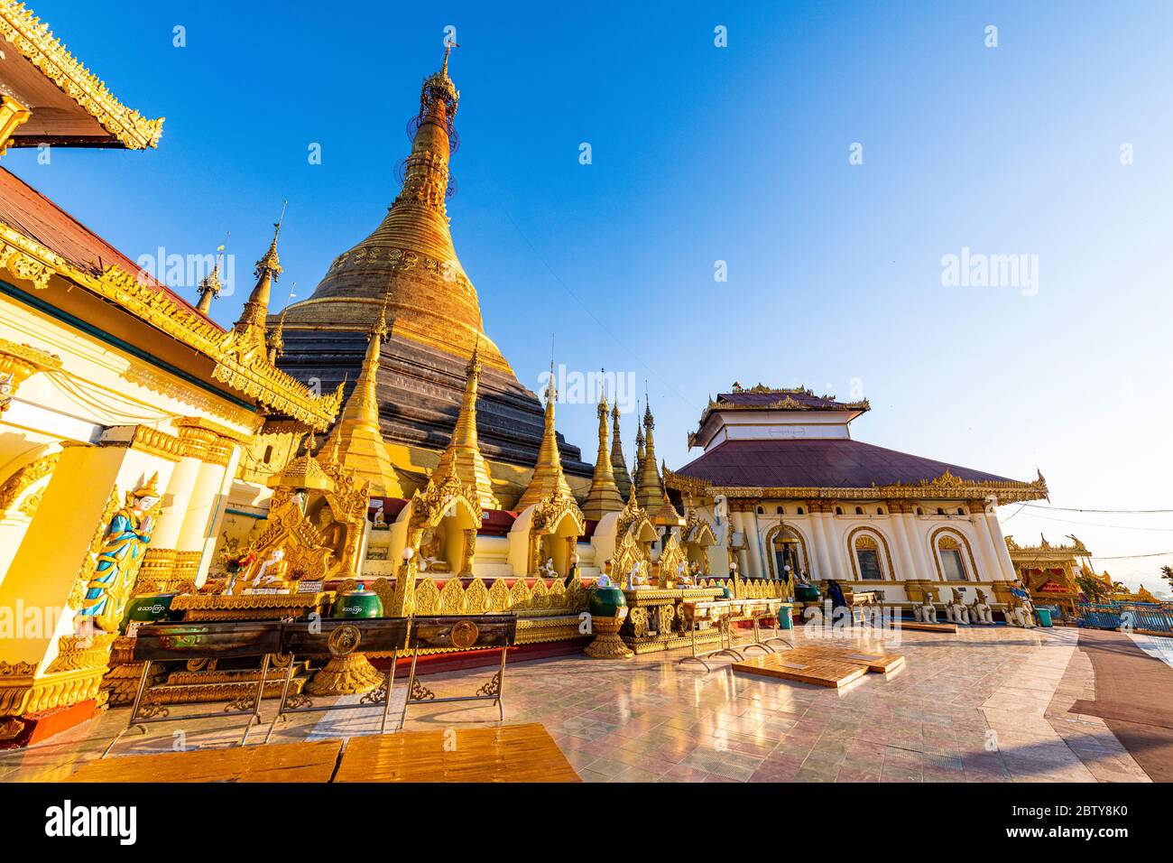 Kyaikthanian paya, Mawlamyine, Mon State, Myanmar (Burma), Asien Stockfoto
