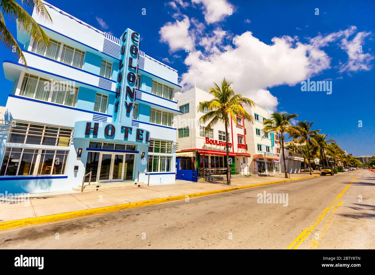Der meist gepackte Deco Drive in South Beach Miami liegt während der COVID-19 Viruspandemie, Miami, Florida, Vereinigte Staaten von Amerika, North Amer, leer Stockfoto