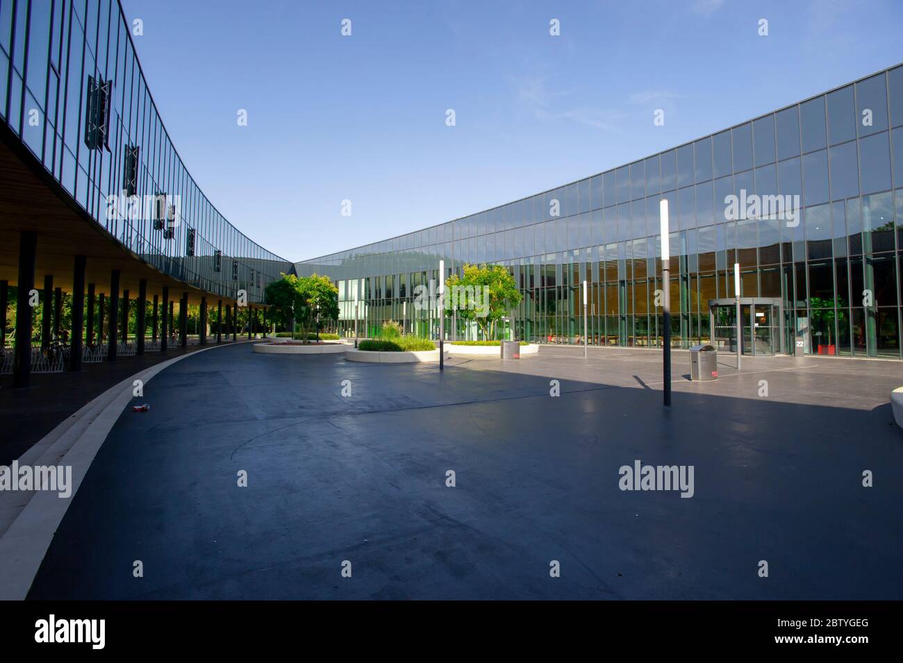 Sportcampus Zuiderpark, Den Haag, Niederlande. Ist ein mehrfach preisgekröntes Sportzentrum mit 50 Millionen Euro. Der 33,000 m2 große Sportcampus wurde von Arc entworfen Stockfoto