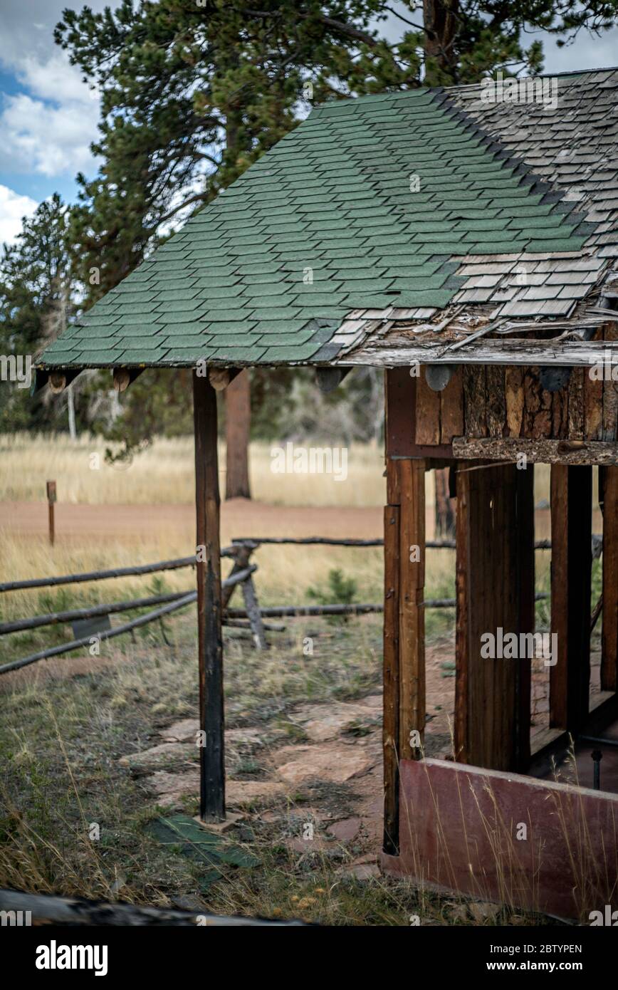 Die Ruinen des Hauses mit Dusche und Bad von der Gold Rush Era Staunton Ranch im Staunton State Park, Colorado Stockfoto