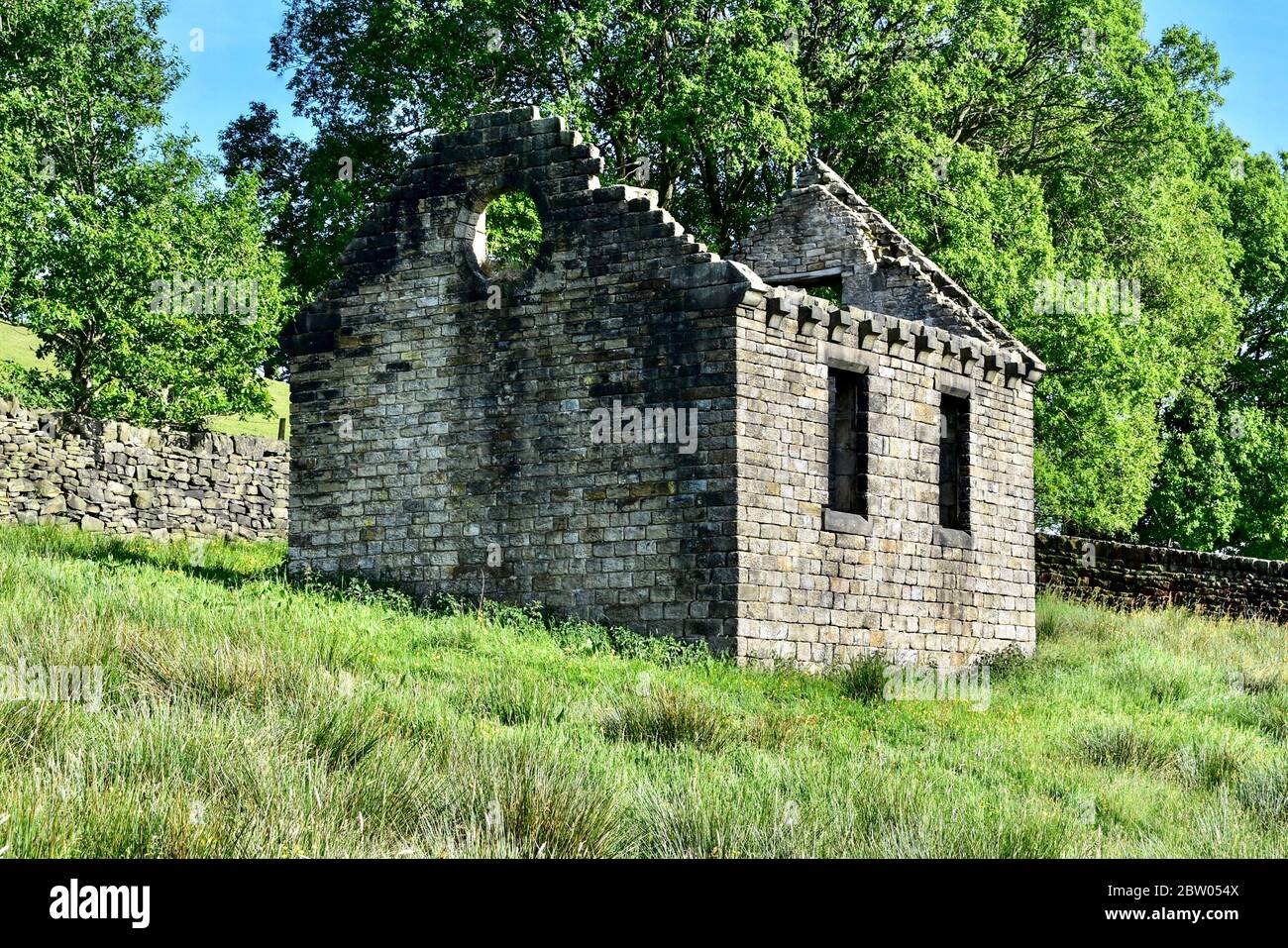 Verlassene alte Scheune. Stockfoto
