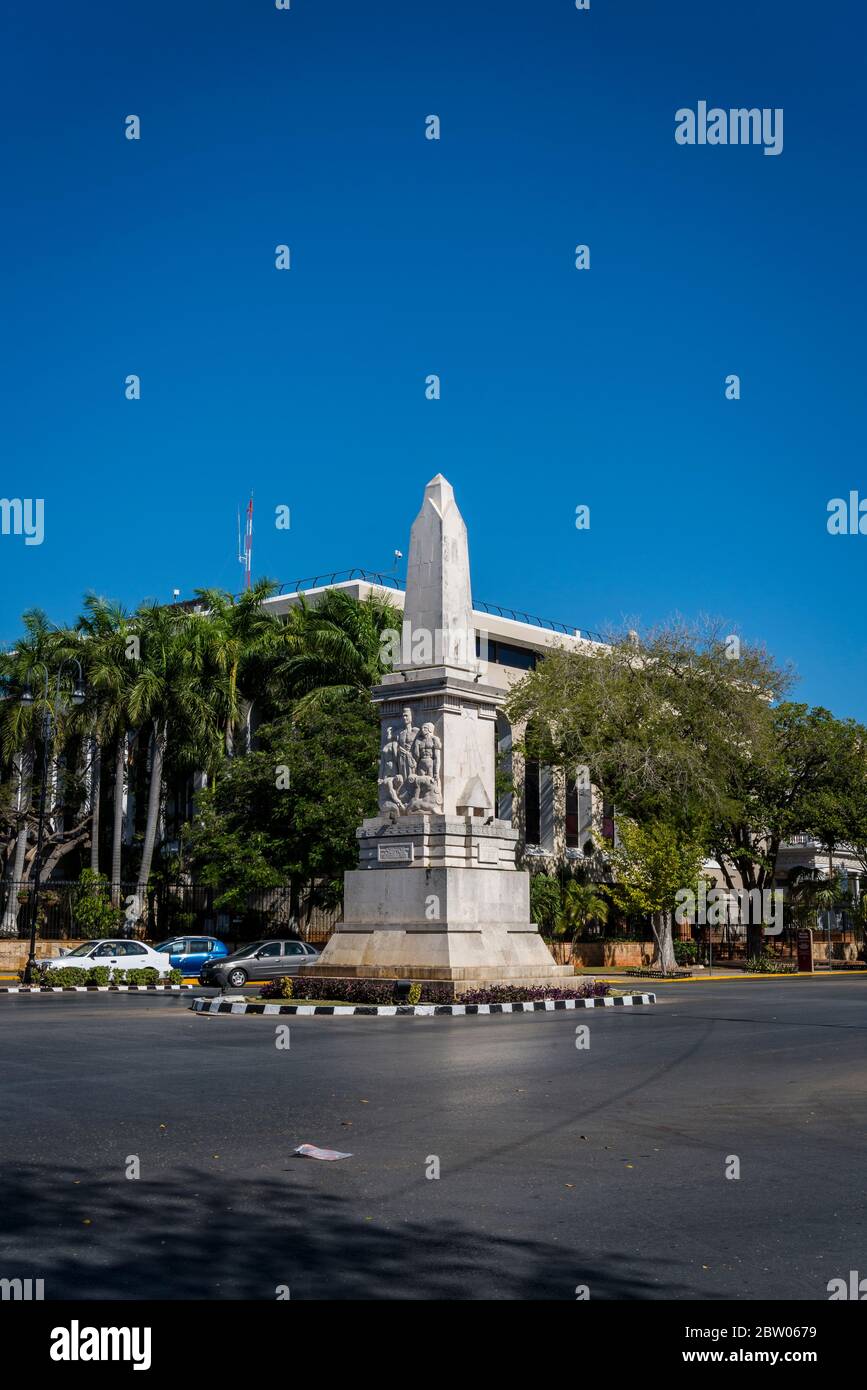 Eines der Denkmäler entlang des Paseo de Montejo - eine berühmte Allee aus dem 19. Jahrhundert, die dem französischen Boulevard Merida, Yucatan, Mexiko, nachempfunden ist Stockfoto