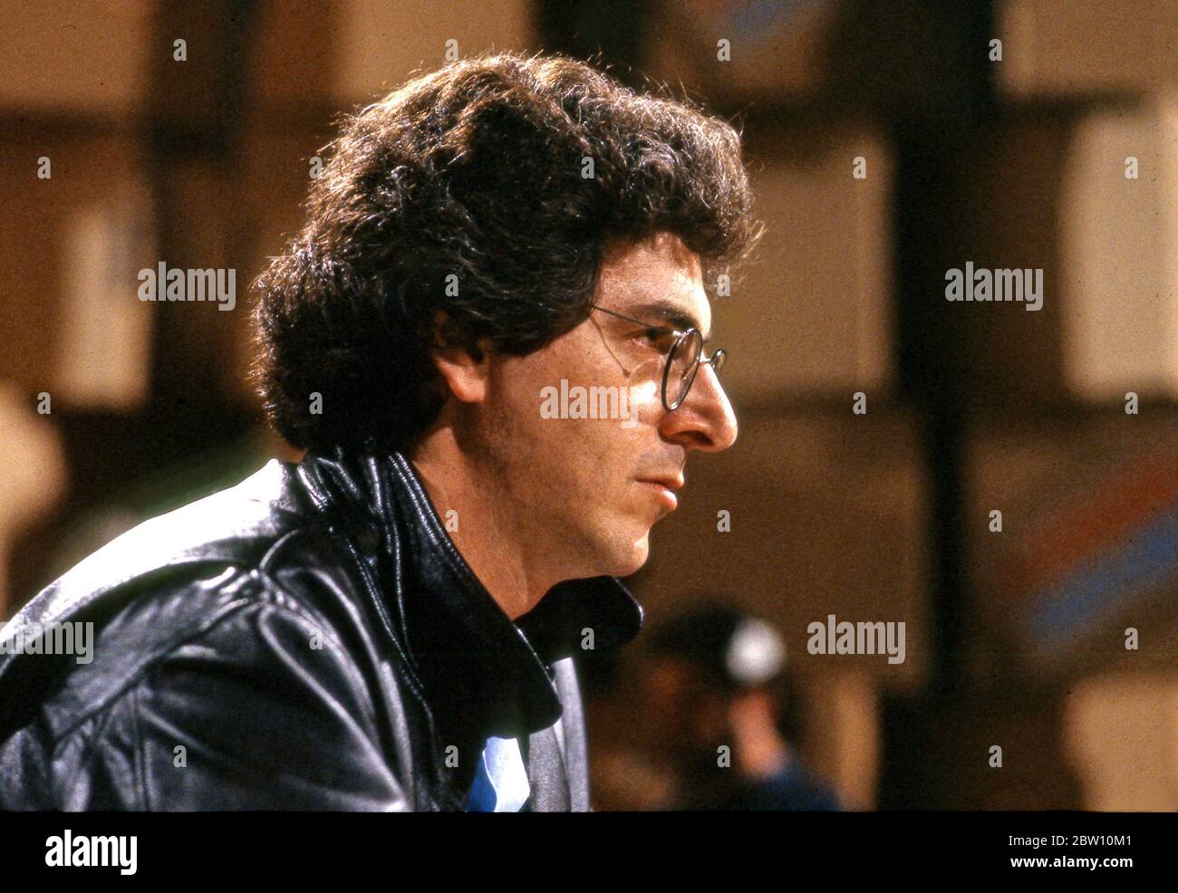 Schauspieler/ Autor/ Regisseur Harold Ramis, der in den 1980er Jahren beim Comic Relief Benefit in Los Angeles auftrat Stockfoto
