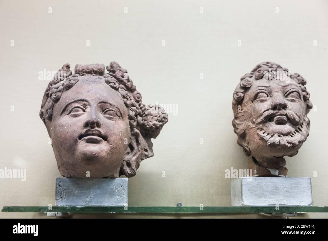 Kopfstatue, Lahore Museum, Lahore, Provinz Punjab, Pakistan, Südasien, Asien Stockfoto