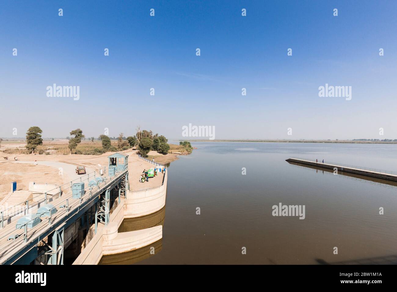 Chenab Fluss in der Nähe von Treffpunkt mit Jhelum Fluss, Eroberungen von Alexander dem Großen, Jhang, Punjab Provinz, Pakistan, Südasien, Asien Stockfoto