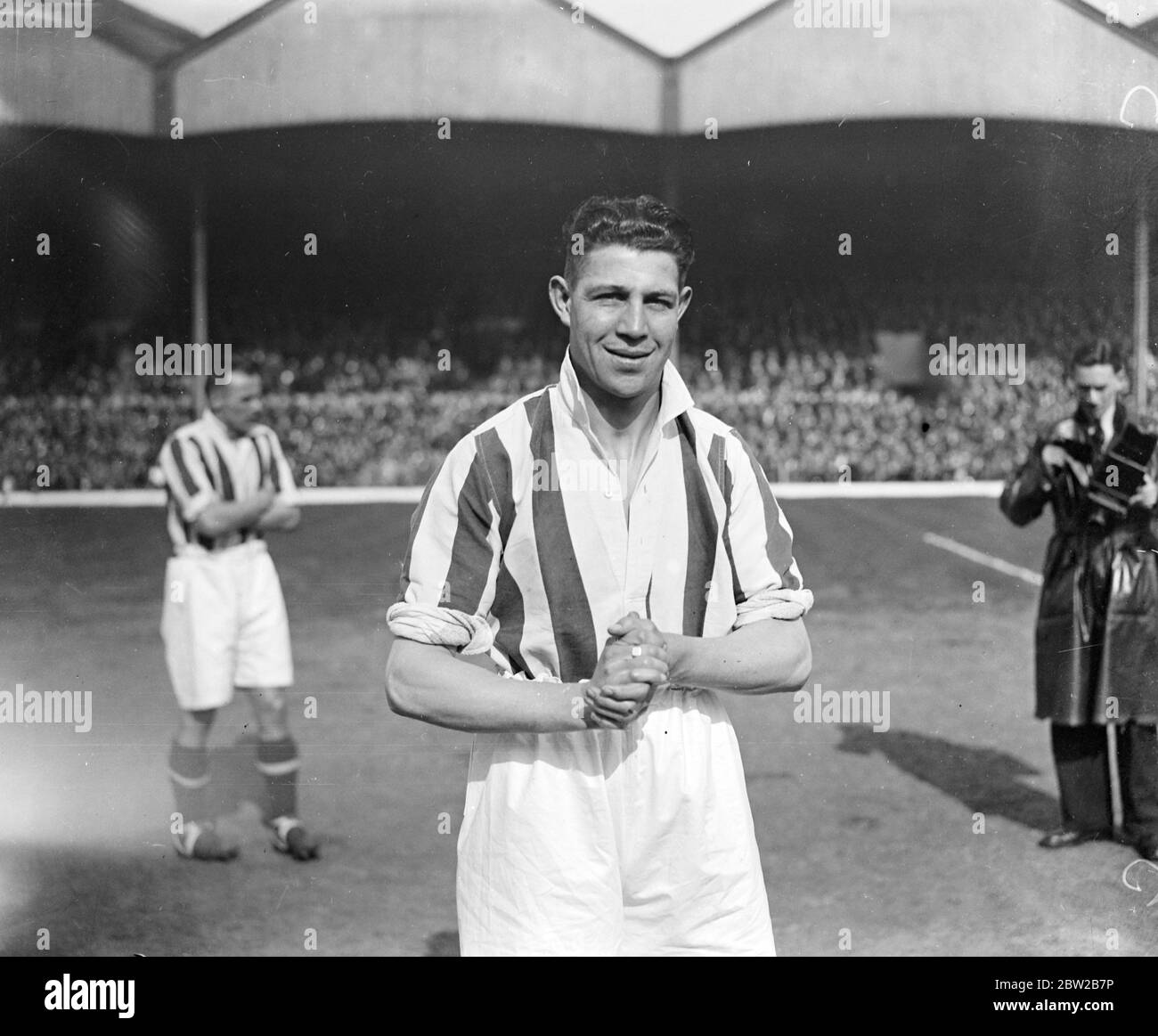 William Ginger Richardson, das West Bromwich Albion Centre Halbzurück. 10. April 1936 Stockfoto