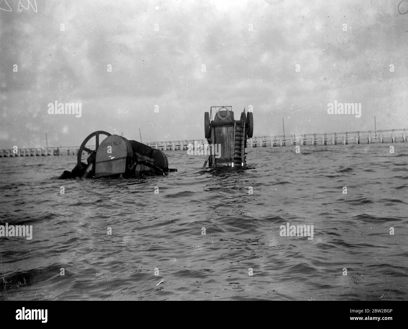 Die versunkenen Schiffe in Ostende abräumen. Das Wrack des Choenlo. November 1918 Stockfoto