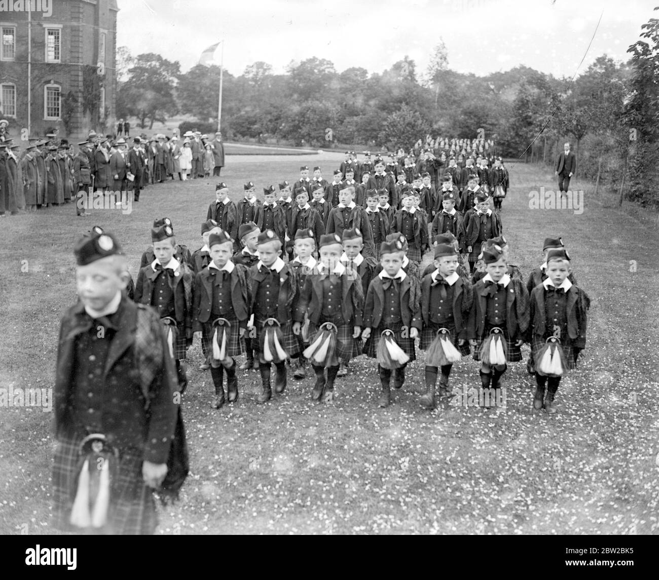 Verwundete schottische Soldaten unterhalten sich an der Royal Caledonian School, Bushey. 1914 - 1918 Stockfoto