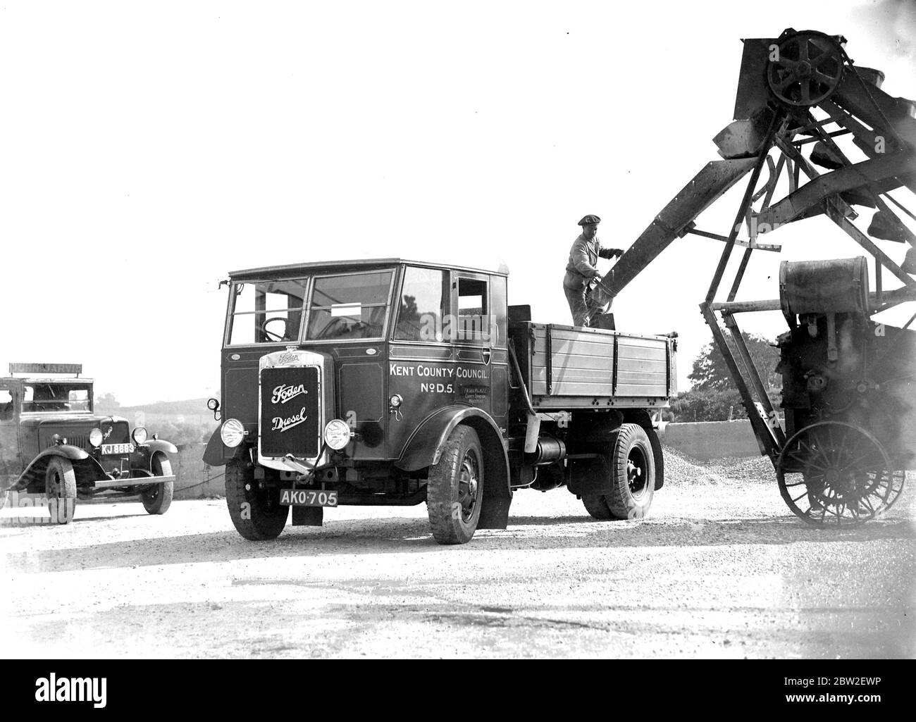 Foden Diesel LKW mit Sand beladen. 1934 Stockfoto