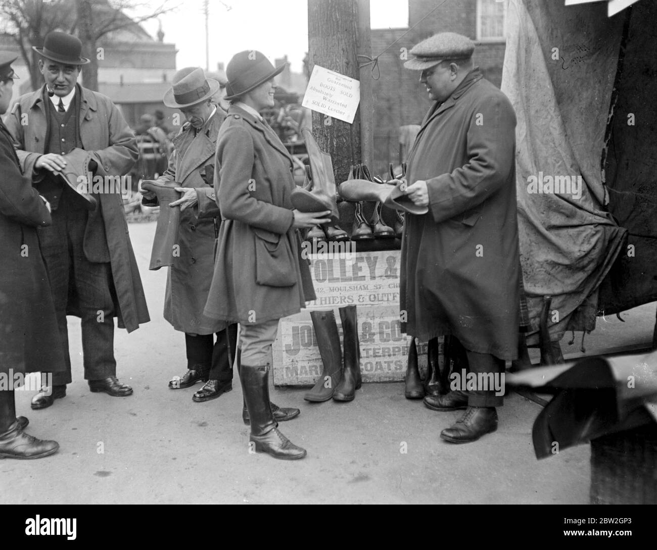 Girl Horse Meat Butchers in Chelmsford. 26 Februar 1918. Stockfoto