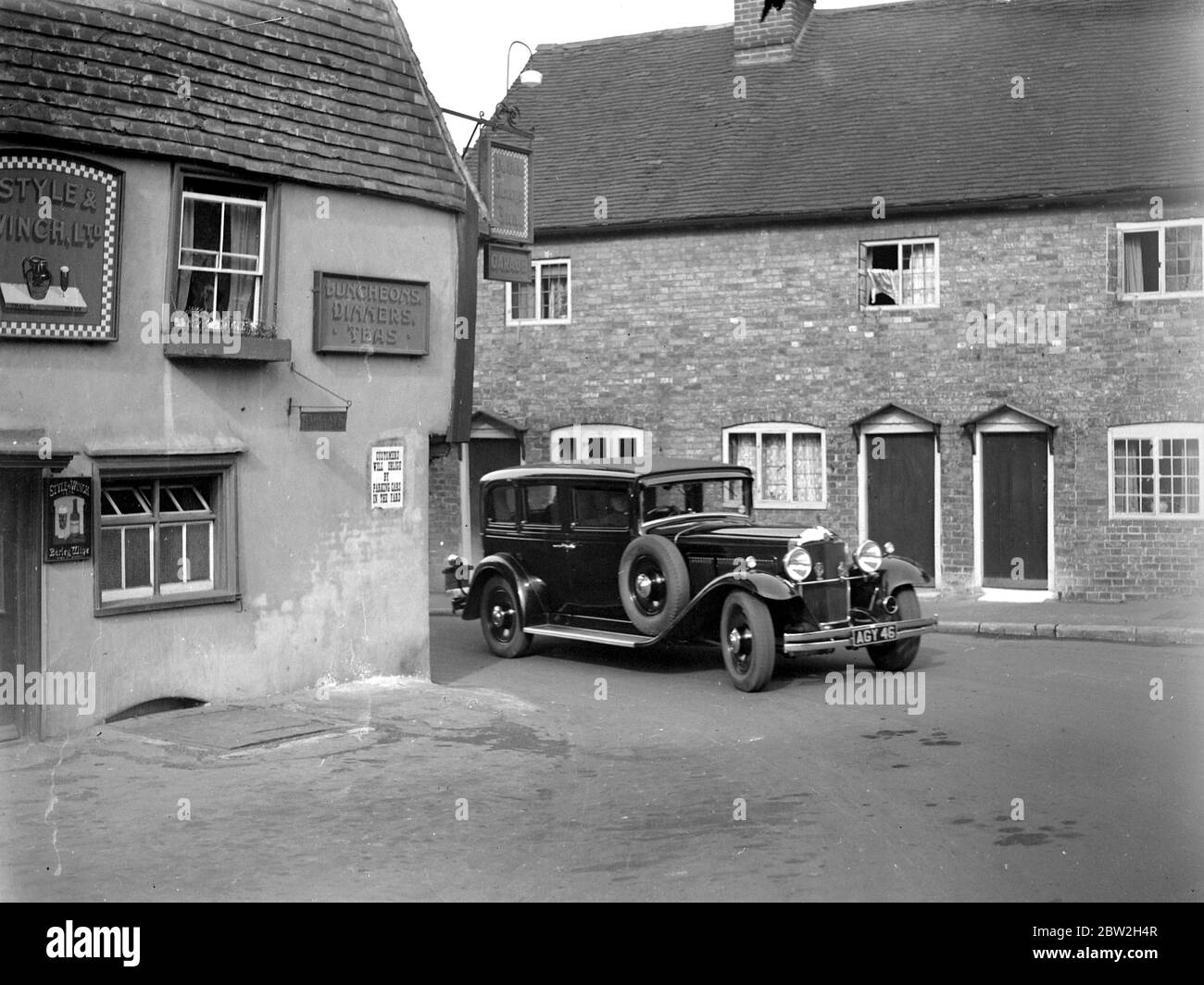Tight Squeeze (Motoren, Shoreham) 1934 Stockfoto