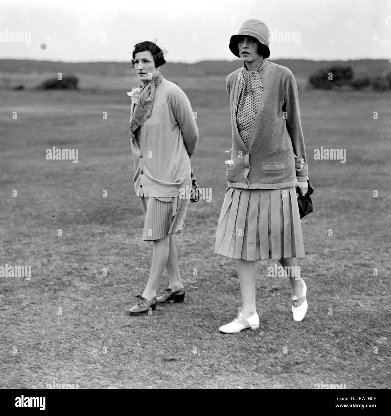 Buck's Club Golf im Le Touquet. Gräfin von Ancaster und Frau Euan Wallace. Juli 1927 Stockfoto