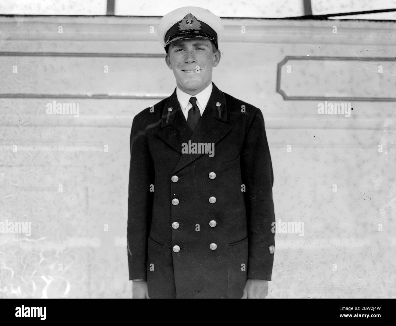 Auf dem Trainingsschiff H.M.S. Worcester, Greenhithe, Kent. Cadet R. N. Wilson, der die King's Medal. Die Medaille wird dem Kadett verliehen, der nach Meinung seiner Kollegen die segelähnlichsten Qualitäten besitzt. 16 Juli 1932 Stockfoto
