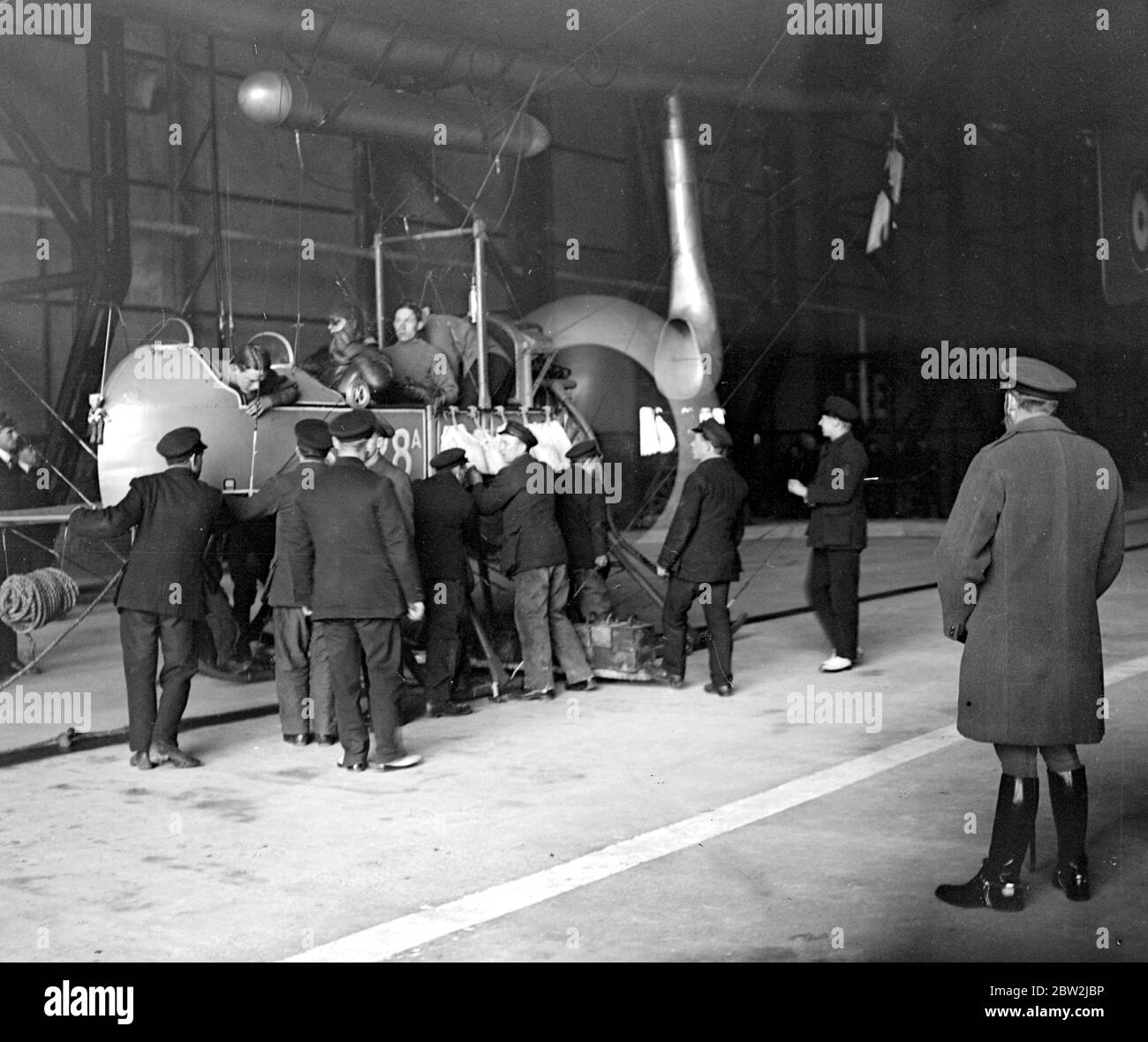 Der König und die Königin besuchen die Air Station. Wo Prinz Albert ein Offizier ist. 11. April 1918 Stockfoto